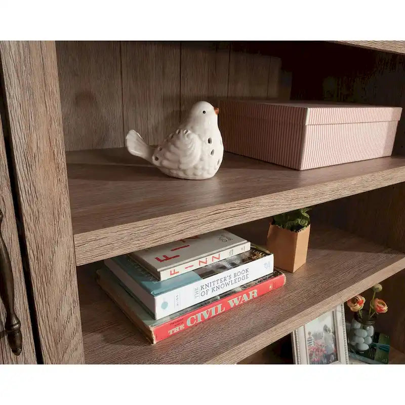 Rollingwood Country 66  Hutch